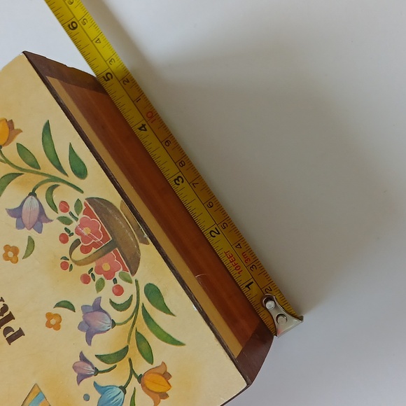 Folk Art Wooden Cedar Box Pennsylvania Dutch BLESS THIS HOUSE OH LORD WE PRAY - Picture 10 of 11